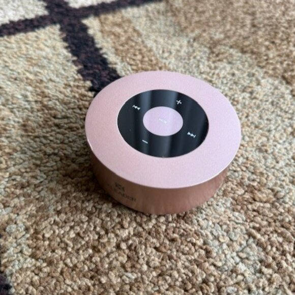 Smart Touch Mini Bluetooth Speaker SoundAngel A8 with Case - Picture 11 of 16